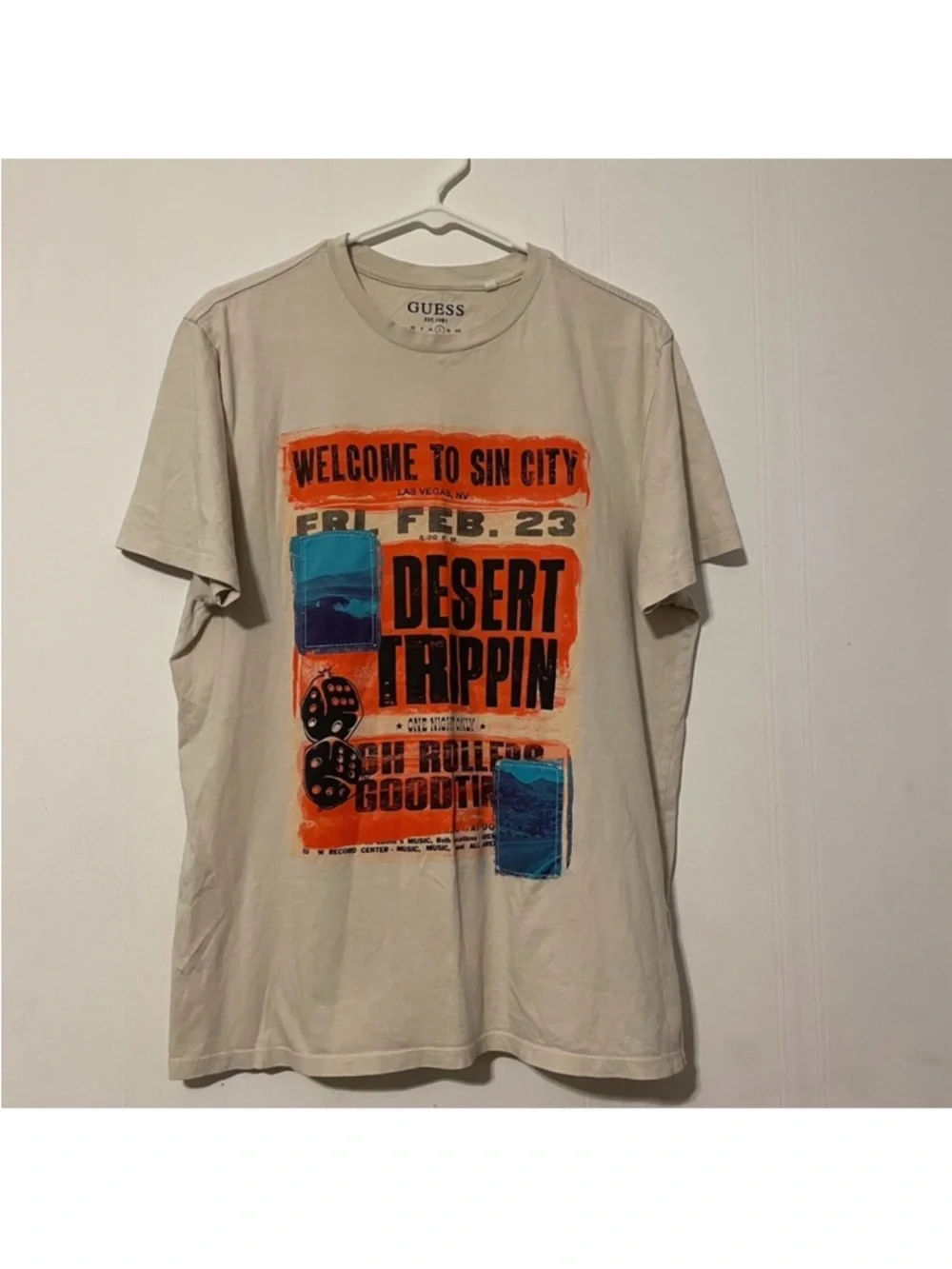 Guess Tan Short Sleeve Graphic T Shirt Vegas Sin City Desert Trippin - Picture 1 of 4